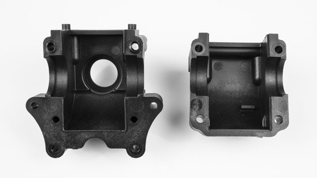 Intech 1/8 F-R Bulkhead #100002 002